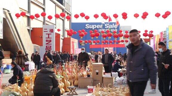 京津冀古玩市场奇珍异宝人山人海琳琅满目