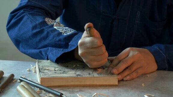 手工雕刻工艺精细制作过程