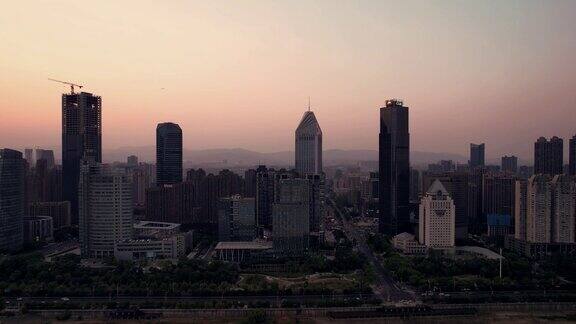 夕阳中的南昌城市风光航拍