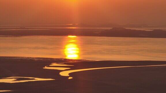 日落时分的鄱阳湖湖景