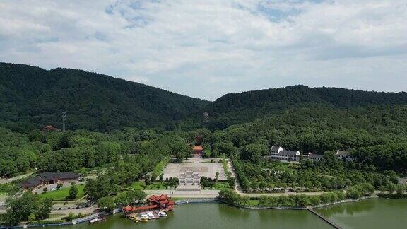 航拍湖南常德夹山国家森林公园夹山灵泉禅院