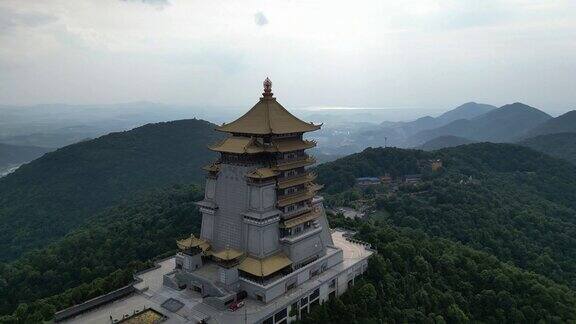 航拍湖北黄石东方山风景区东昌阁