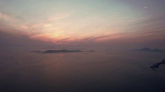 海上岛屿夕阳晚霞航拍
