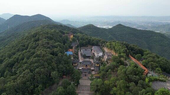 航拍湖北黄石东方山风景区弘化禅寺