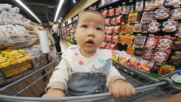 婴儿逛超市pov视角